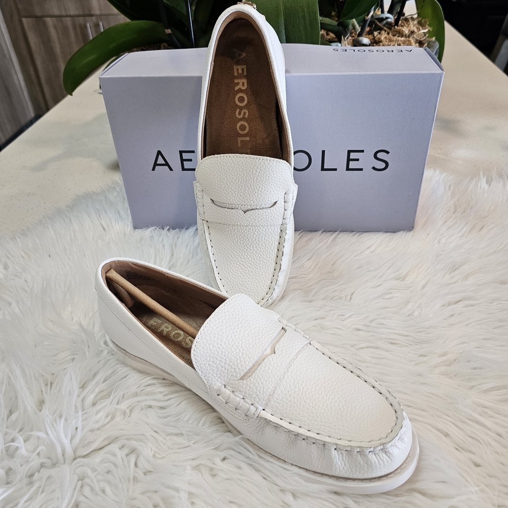 Aerosoles Woman's White Loafers